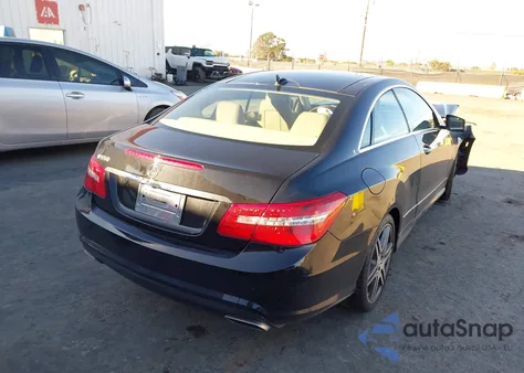 2010 Mercedes-Benz E 550 from USA, damaged, VIN WDDKJ7CB9AF035104